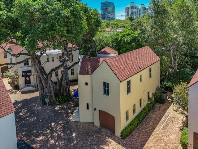 2917 Jackson Avenue, Miami, FL 33133