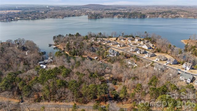 16715 Harbor View Road, Charlotte, NC 28278