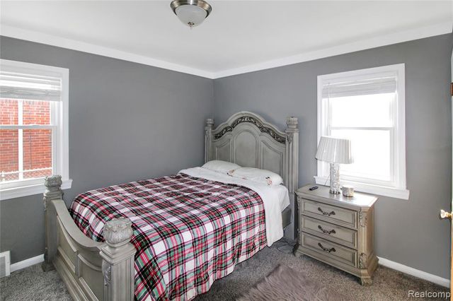 12883 Callender Street, Southgate, MI 48195