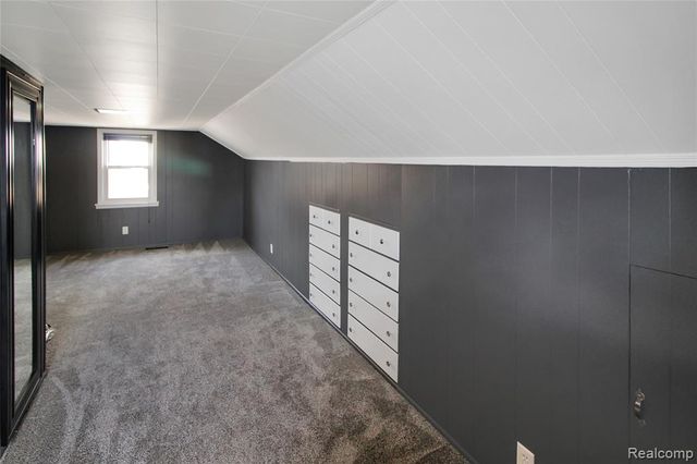 12883 Callender Street, Southgate, MI 48195