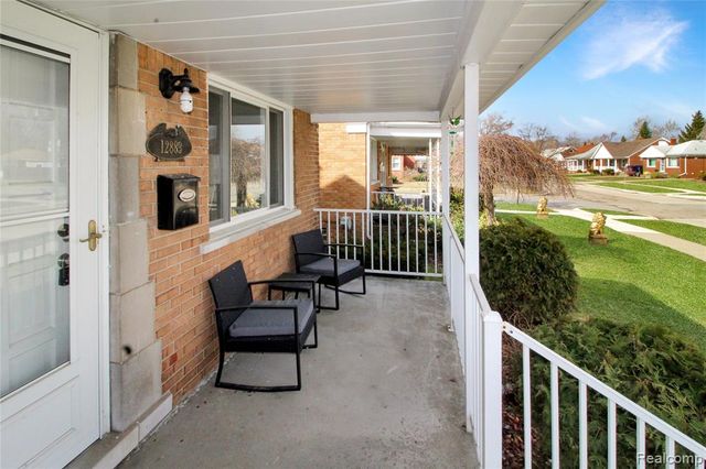 12883 Callender Street, Southgate, MI 48195