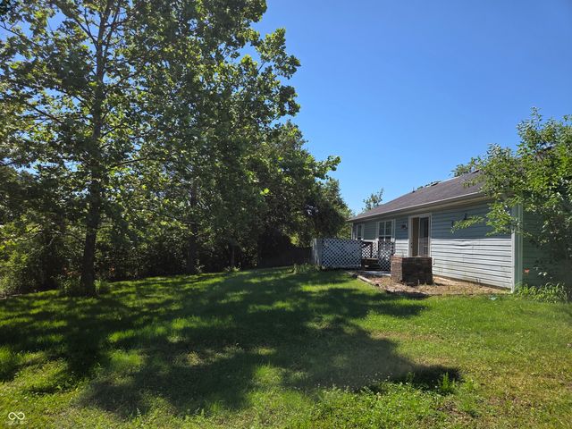 2002 Cycling Lane, Indianapolis, IN 46260