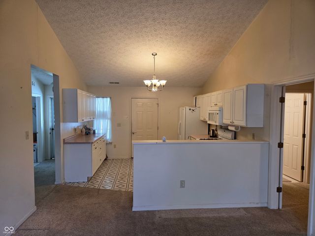 2002 Cycling Lane, Indianapolis, IN 46260