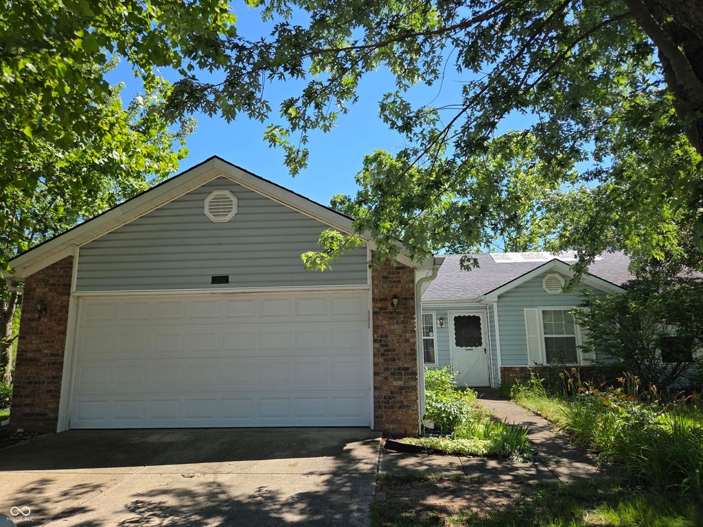 2002 Cycling Lane, Indianapolis, IN 46260