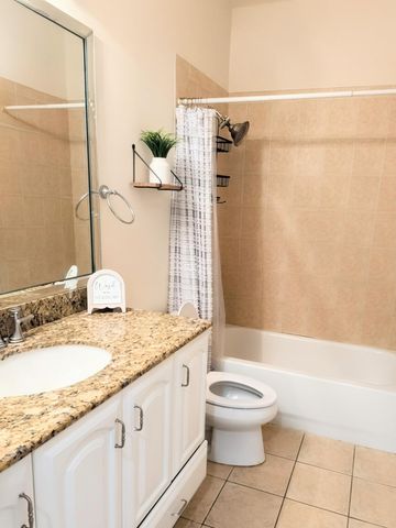 1301 S Federal Highway 4, Lake Worth Beach, FL 33460