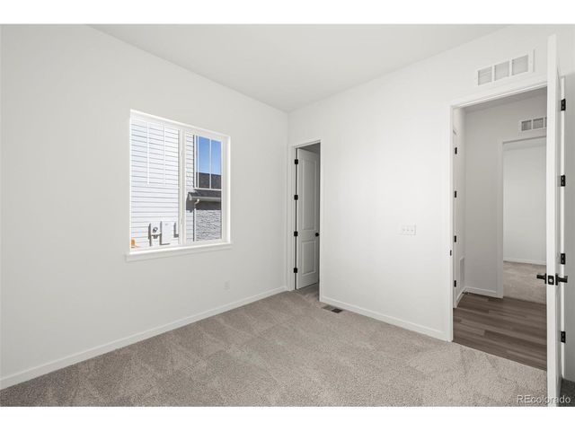 3795 Emerald Shore Cir, Loveland, CO 80538