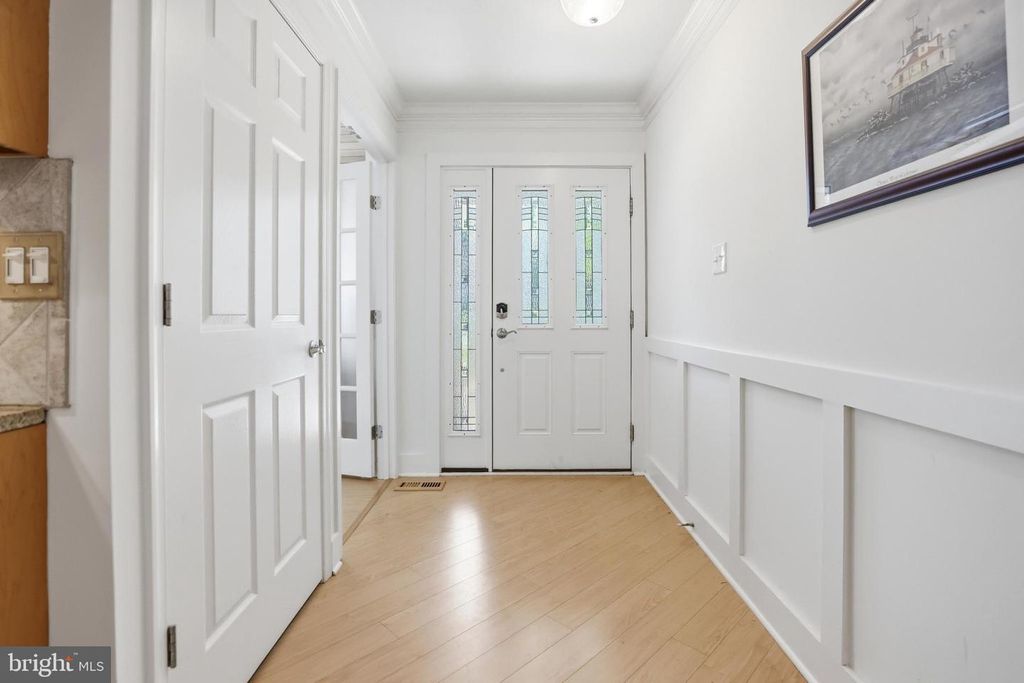 Image 16 of property listing at 442 CENTURY VISTA DR, Arnold, MD 21012