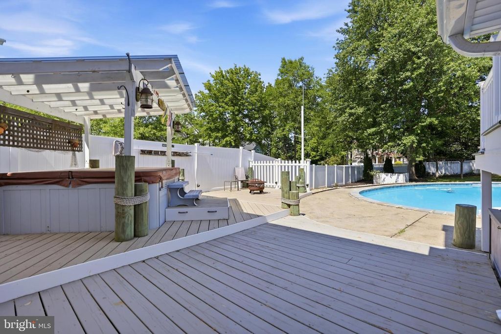 Image 51 of property listing at 442 CENTURY VISTA DR, Arnold, MD 21012