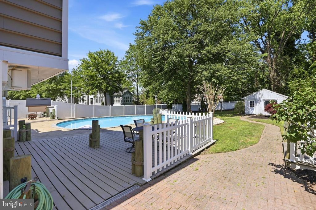 Image 53 of property listing at 442 CENTURY VISTA DR, Arnold, MD 21012