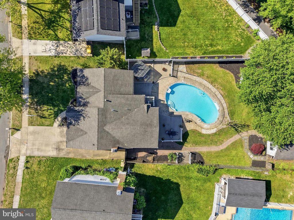 Image 70 of property listing at 442 CENTURY VISTA DR, Arnold, MD 21012
