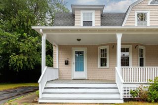 35 Spooner St, Plymouth, MA 02360