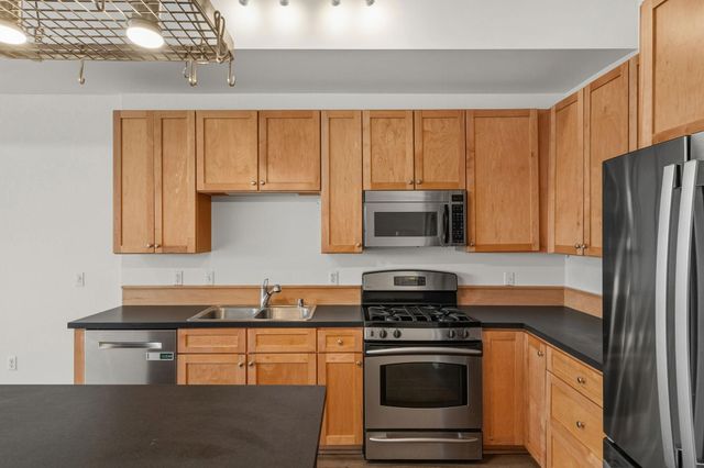 209 8th Street E 308, Saint Paul, MN 55101