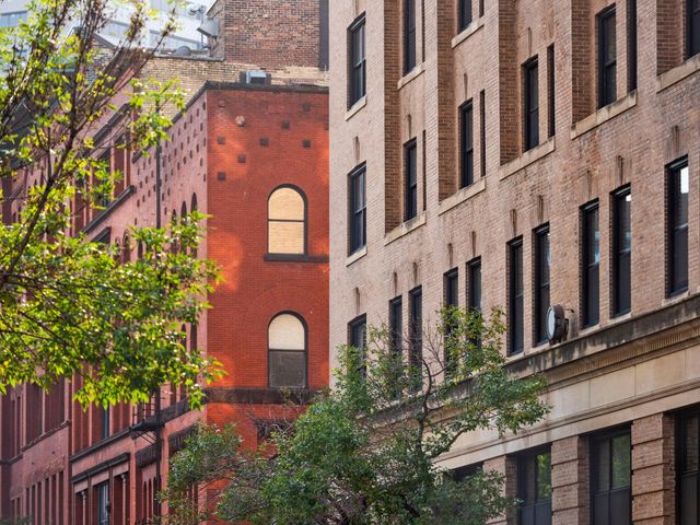 209 8th Street E 308, Saint Paul, MN 55101