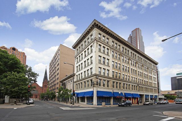 209 8th Street E 308, Saint Paul, MN 55101