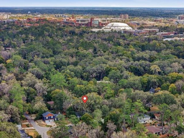 2624 NW 4TH AVENUE, Gainesville, FL 32607