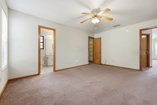 2624 NW 4TH AVENUE, Gainesville, FL 32607