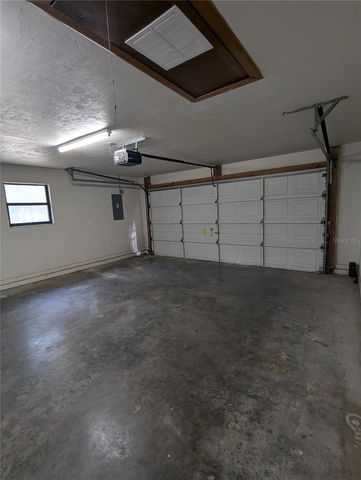 2624 NW 4TH AVENUE, Gainesville, FL 32607