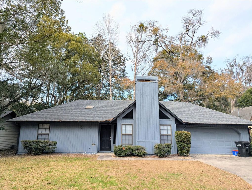 Image 1 of property listing at 2624 NW 4TH AVENUE, Gainesville, FL 32607