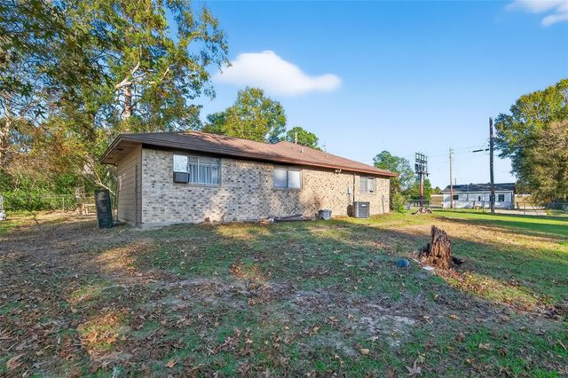 150 Page Avenue, Shepherd, TX 77371