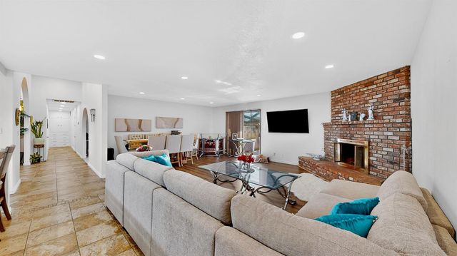 6400 E Hatch Rd, Hughson, CA 95326