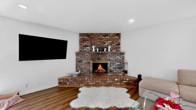 6400 E Hatch Rd, Hughson, CA 95326