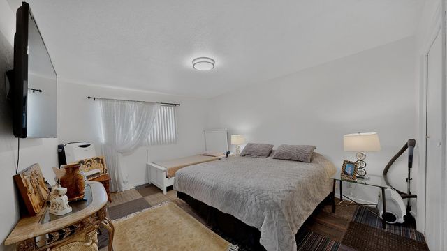 6400 E Hatch Rd, Hughson, CA 95326