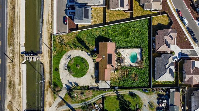 6400 E Hatch Rd, Hughson, CA 95326