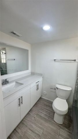 7439 W 22nd Avenue 103, Hialeah, FL 33016