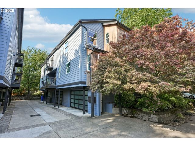 223 Ne IVY St A, Portland, OR 97212
