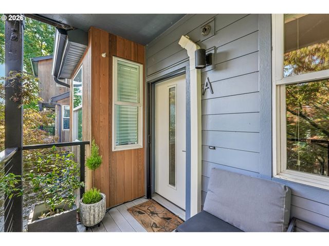 223 Ne IVY St A, Portland, OR 97212