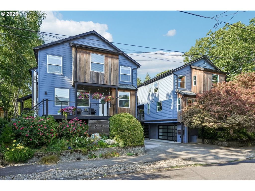 223 Ne IVY St A, Portland, OR 97212