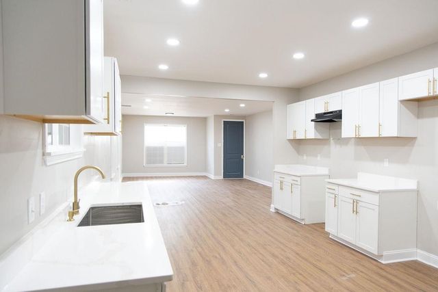 1856 FOSTER AVE, Memphis, TN 38114