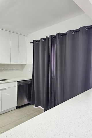 6150 W 24th Ct 105-9, Hialeah, FL 33016