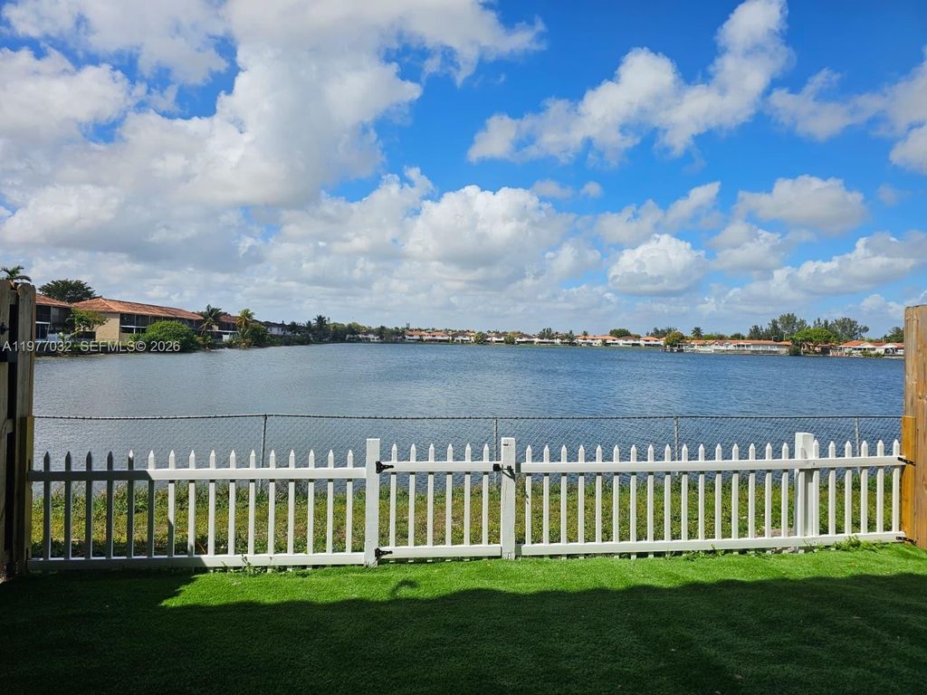 6150 W 24th Ct 105-9, Hialeah, FL 33016