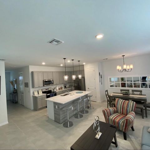 1546 DISCOVERY STREET, Davenport, FL 33896