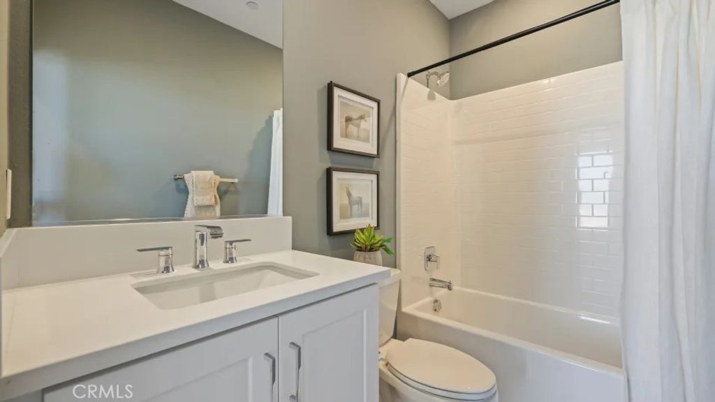 Image 25 of property listing at 1565 Snowberry Place, Montebello, CA 90640