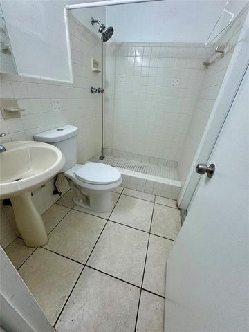 1140 NE 24 Avenue, Pompano Beach, FL 33062