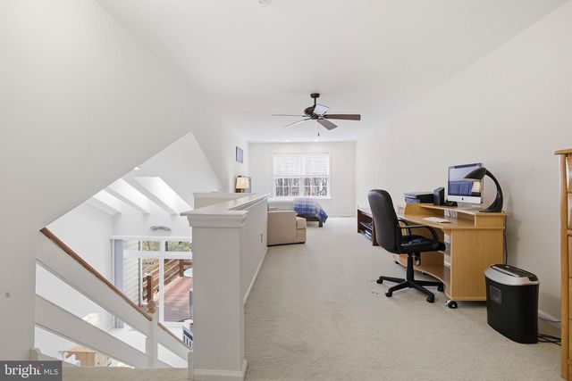 4335 SOMERSET LN, Aston, PA 19014