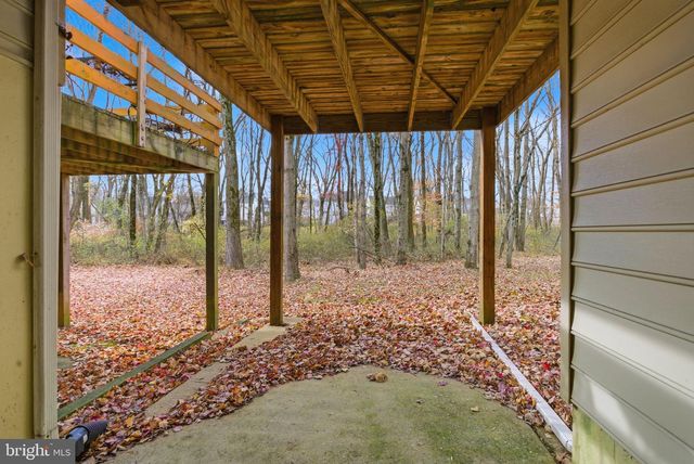 4335 SOMERSET LN, Aston, PA 19014