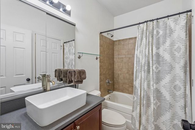 2134-00 VERONA DR, Philadelphia, PA 19145