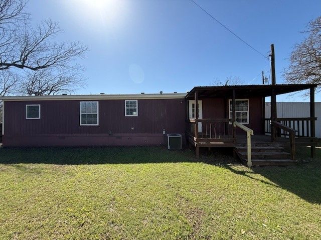 510 W Maple Street, Nocona, TX 76255