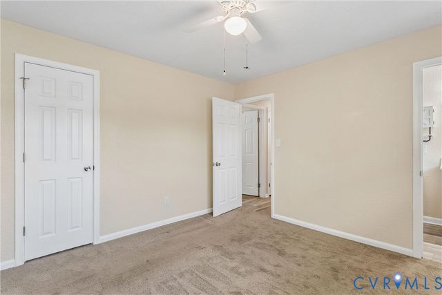 6 Barnes Ct, Hampton, VA 23664