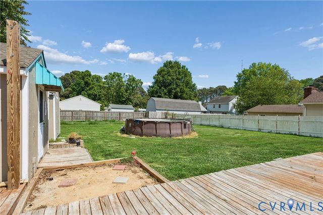 6 Barnes Ct, Hampton, VA 23664