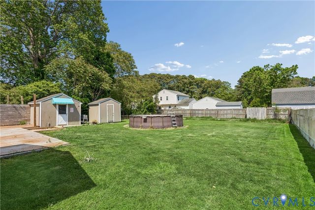 6 Barnes Ct, Hampton, VA 23664