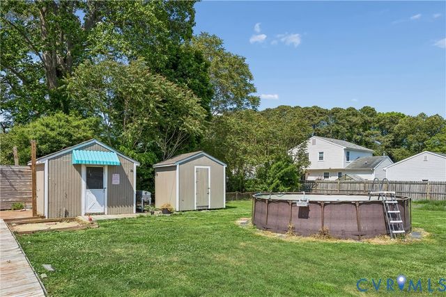 6 Barnes Ct, Hampton, VA 23664