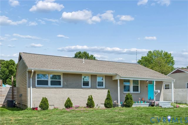 6 Barnes Ct, Hampton, VA 23664