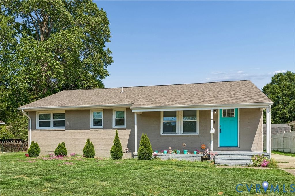 6 Barnes Ct, Hampton, VA 23664