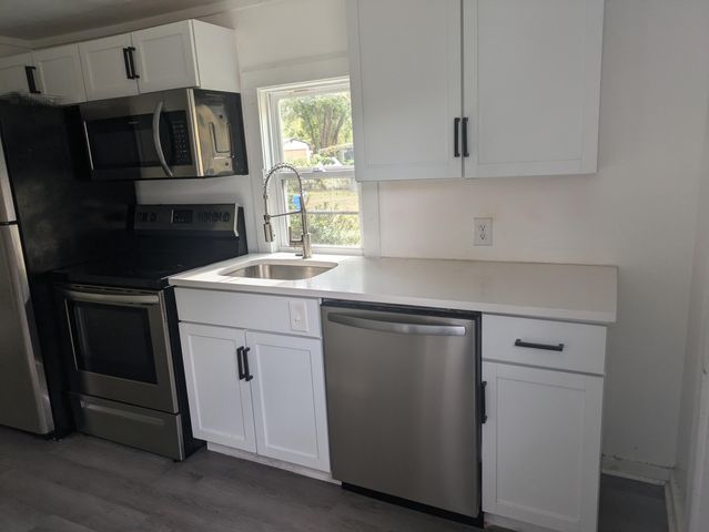 5470 Annette Street, Charleston, SC 29406