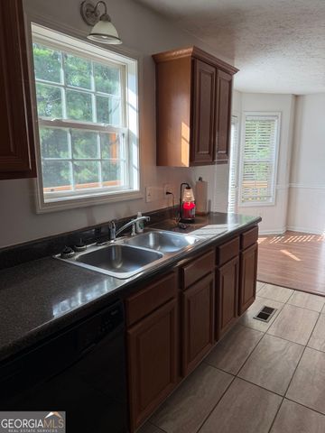 535 Holland Road, Dallas, GA 30157