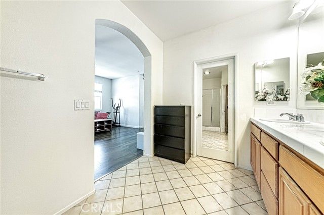 25142 Glasgow Drive, Stevenson Ranch, CA 91381